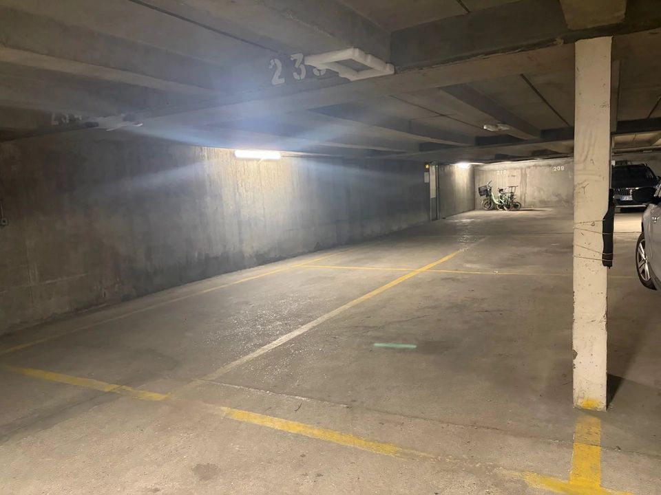 Garage i Boulogne-Billancourt, Hauts-de-Seine - foto 2