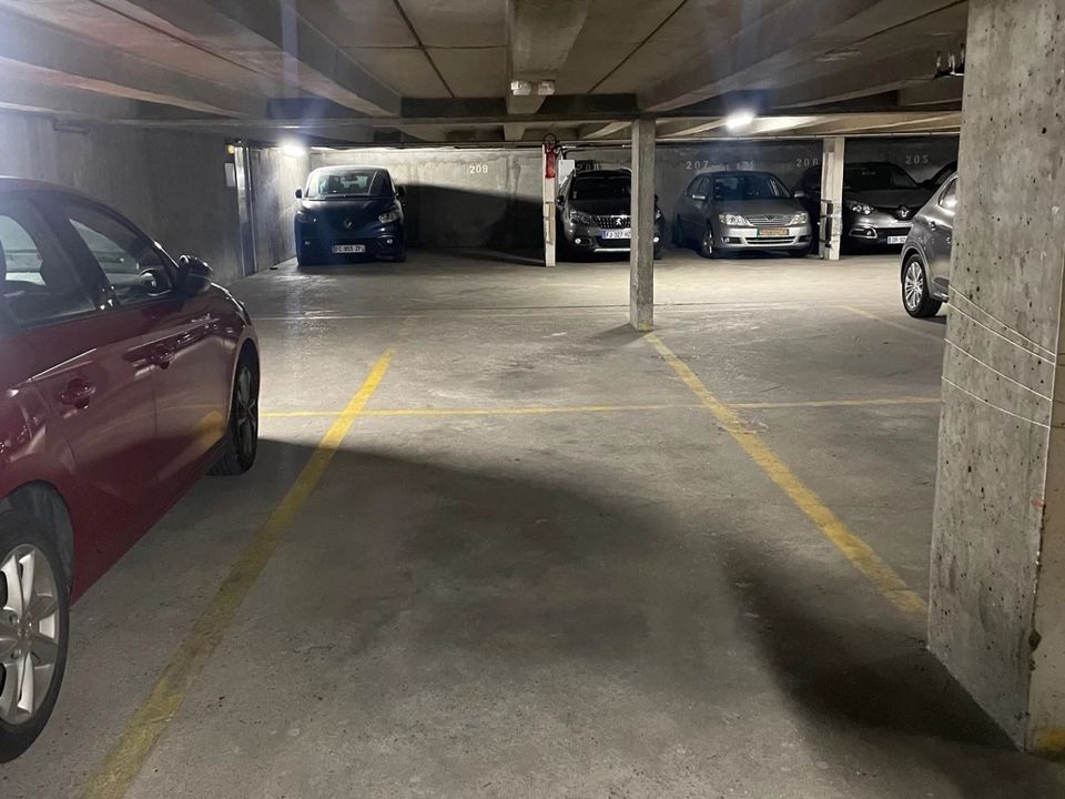 Garage i Boulogne-Billancourt, Hauts-de-Seine - foto 3