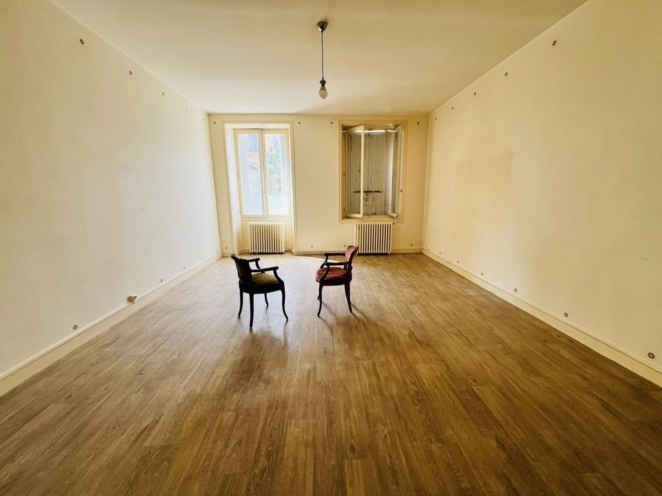 Erhvervsejendom i Bordeaux, Gironde - foto 1