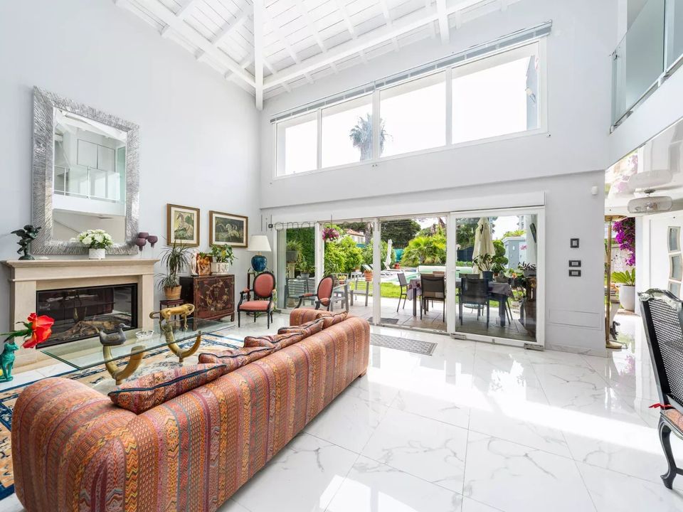 Villa i Golfe-Juan, Alpes-Maritimes - foto 4