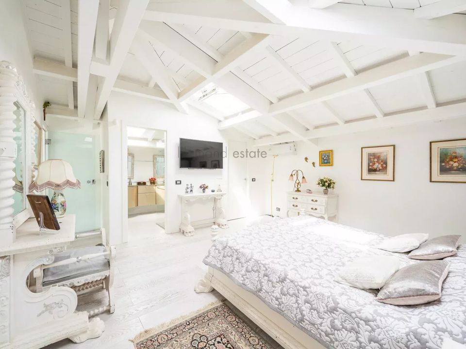 Villa i Golfe-Juan, Alpes-Maritimes - bilde 4