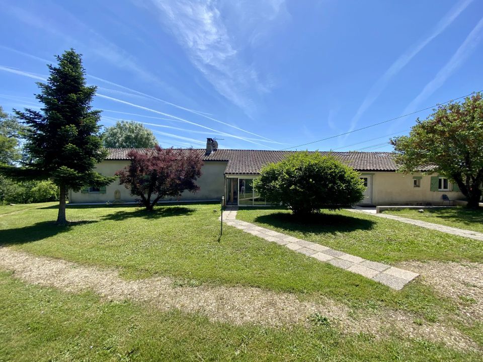 Villa in Monflanquin, Lot-et-Garonne - foto 5