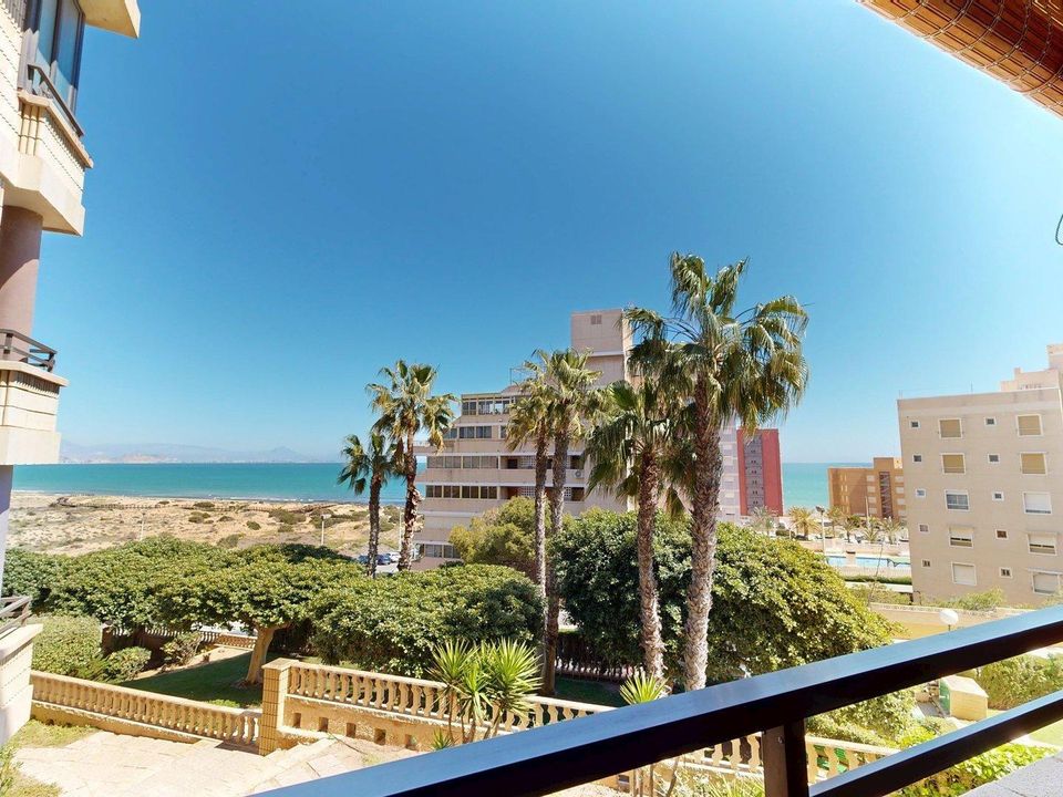 Lejlighed i Los Arenales Del Sol, Alicante - foto 1