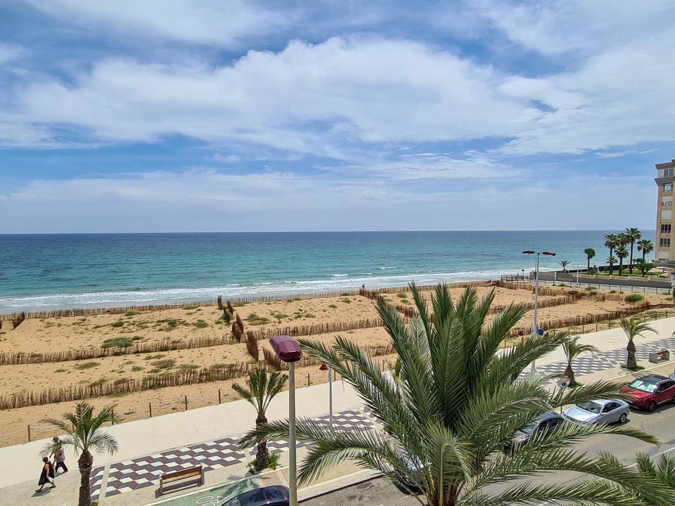 Lejlighed i Los Arenales Del Sol, Alicante - foto 2