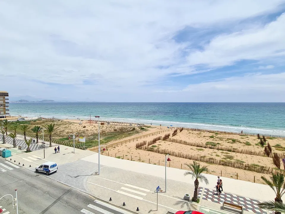 Lejlighed i Los Arenales Del Sol, Alicante - foto 3