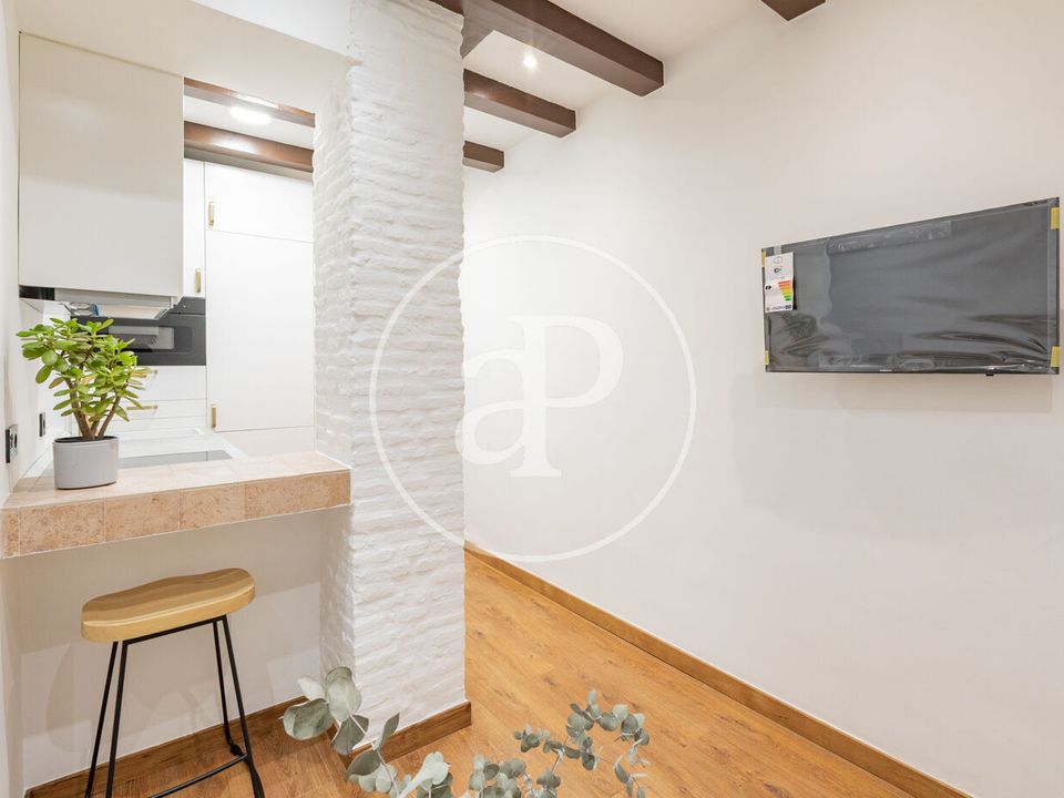 Apartment in Madrid, Madrid - photo 3