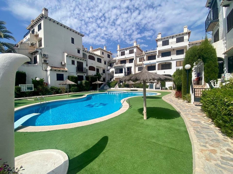 Lejlighed i Cabo Roig, Alicante - foto 3