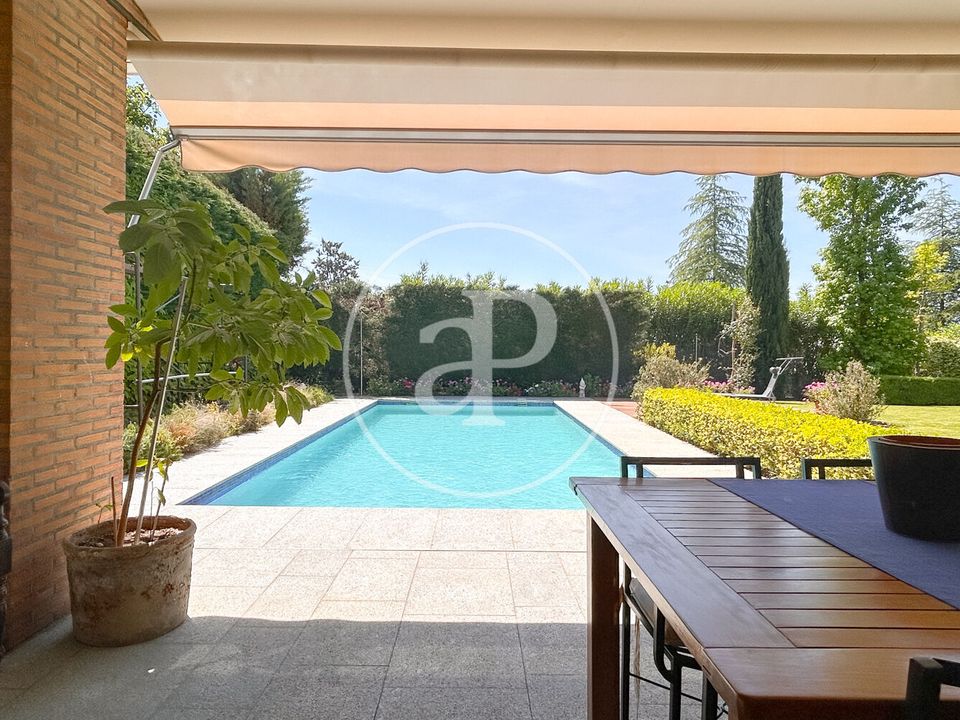 Villa i Pozuelo De Alarcon, Madrid - foto 2