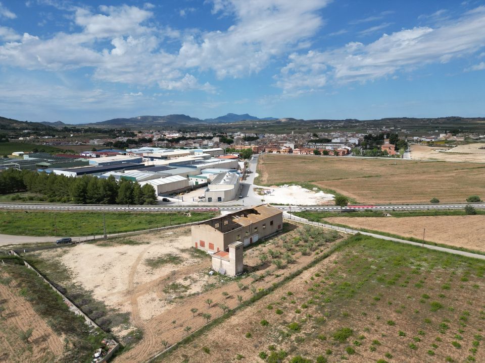 Helårsgrund i Pinoso, Alicante - foto 1