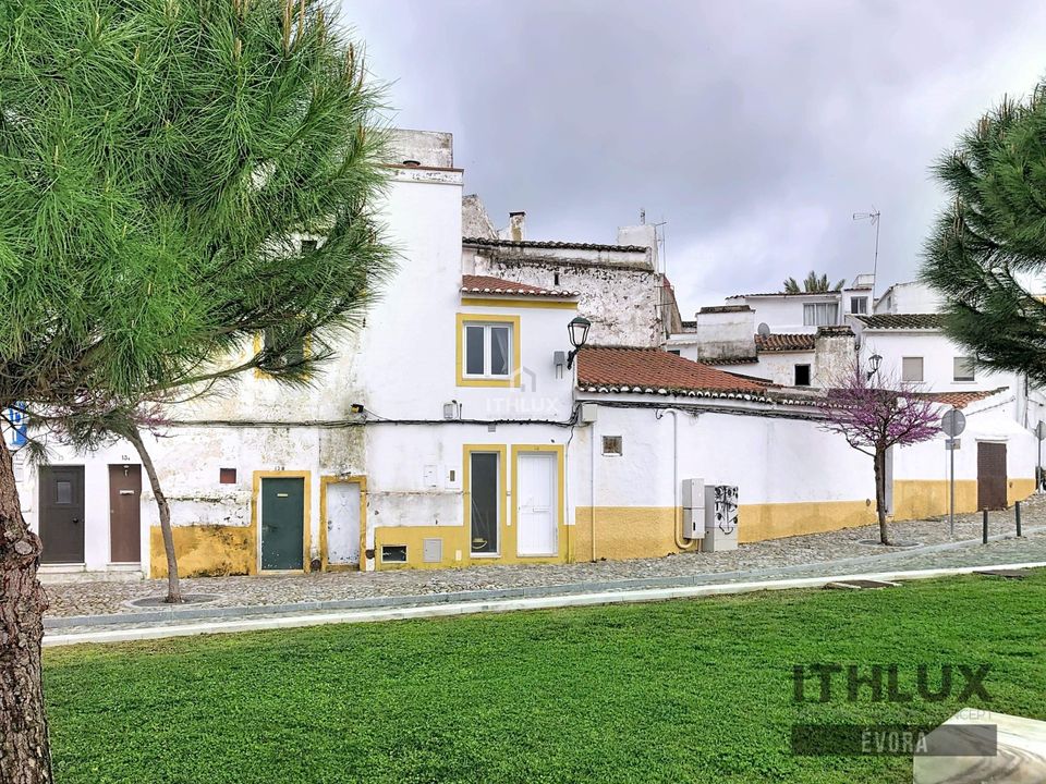 Erhvervsejendom i Elvas, Portalegre - foto 1