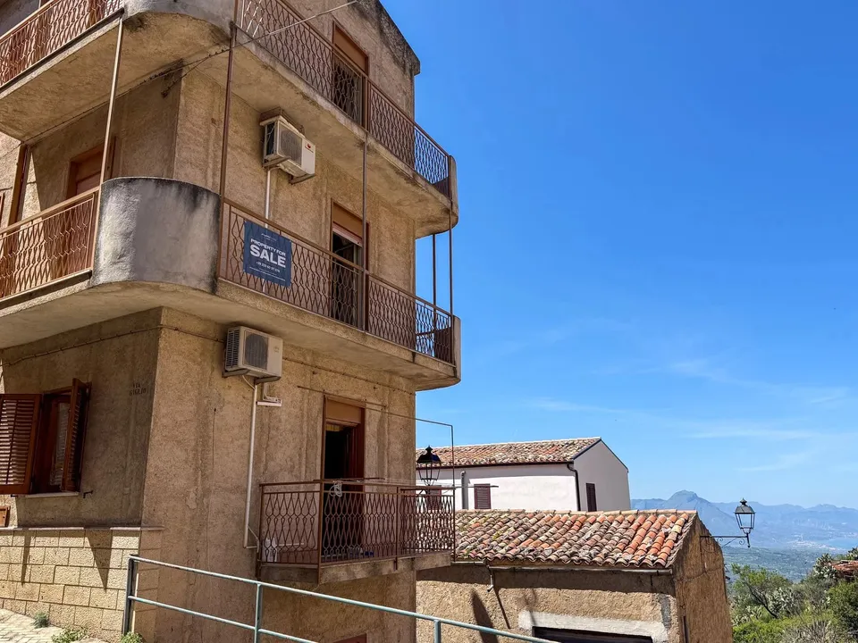 Villa i Gratteri, Palermo - bilde 1