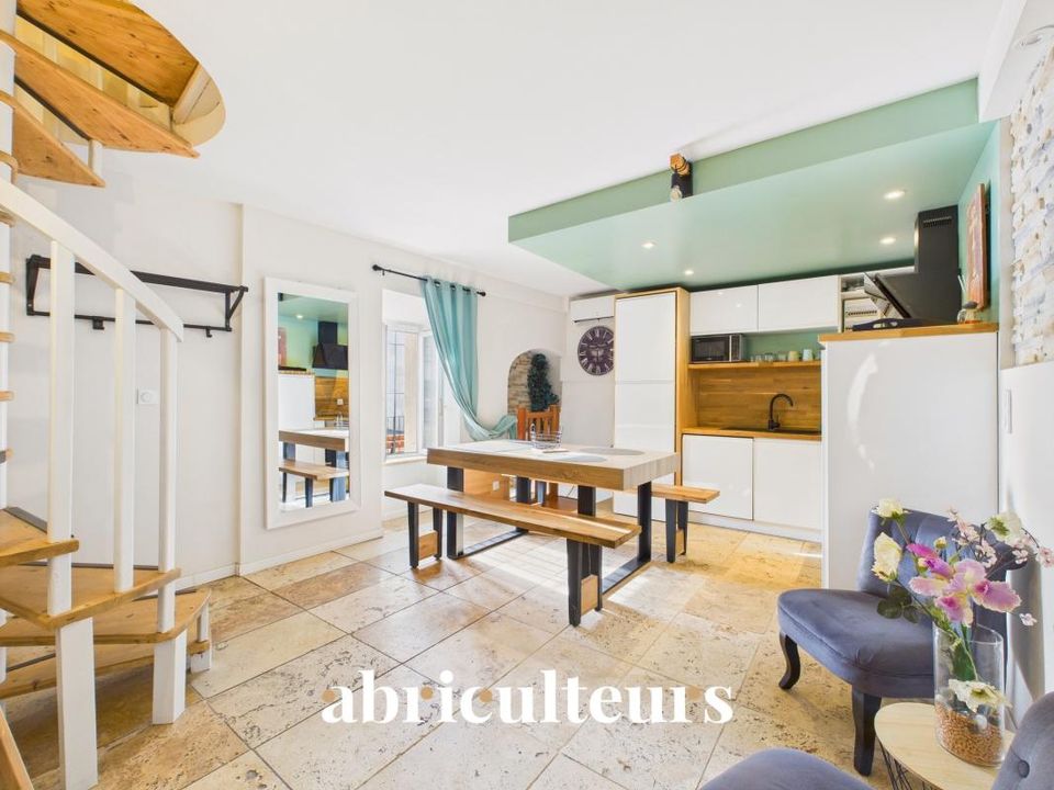 Villa i Grans, Bouches-du-Rhone - foto 1