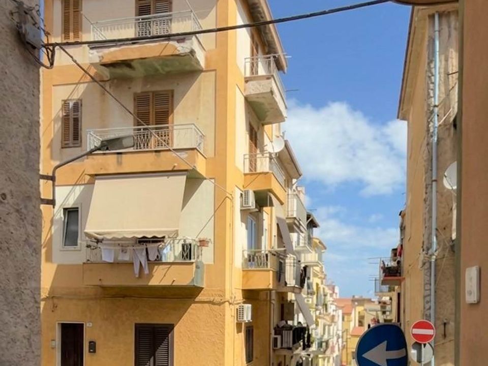 Lejlighed i Campofelice di Roccella, Palermo - foto 1