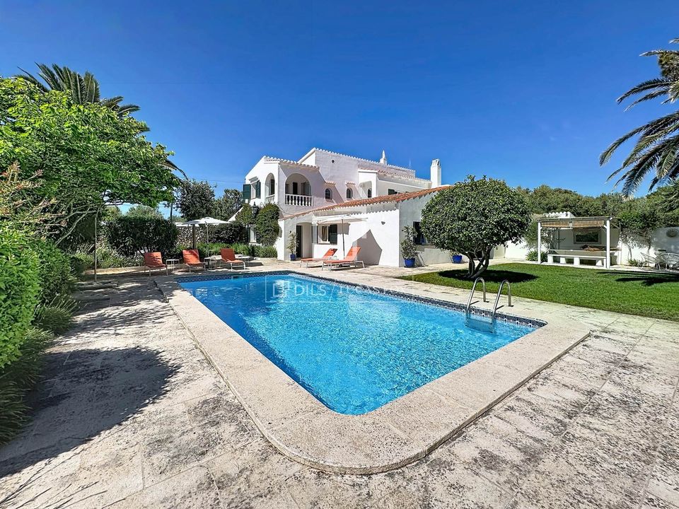 Villa in Es Castell, Menorca - foto 2
