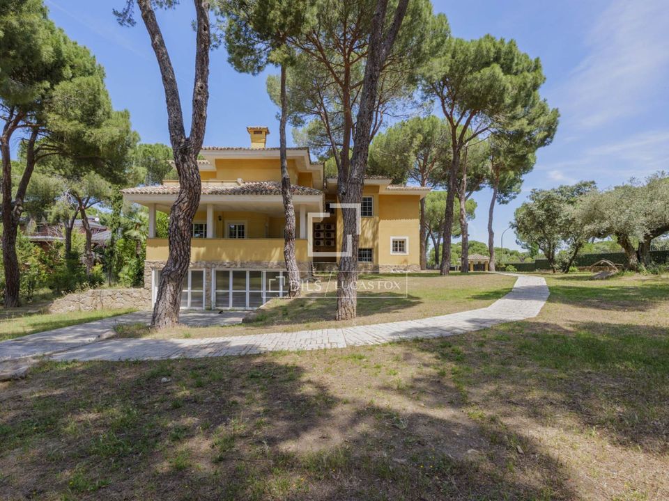 Villa i Pozuelo De Alarcon, Madrid - foto 2