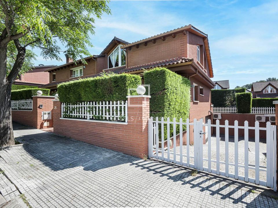 Villa i Sant Cugat Del Valles, Barcelona - foto 1