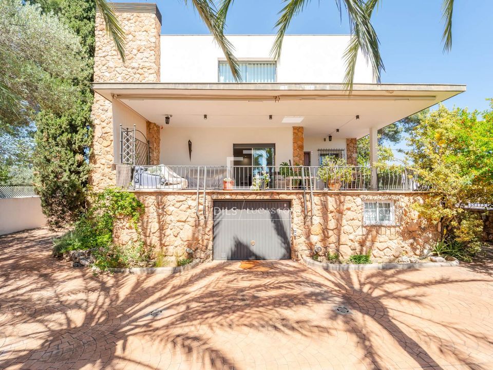 Villa i Riba-Roja De Turia, Valencia - foto 1