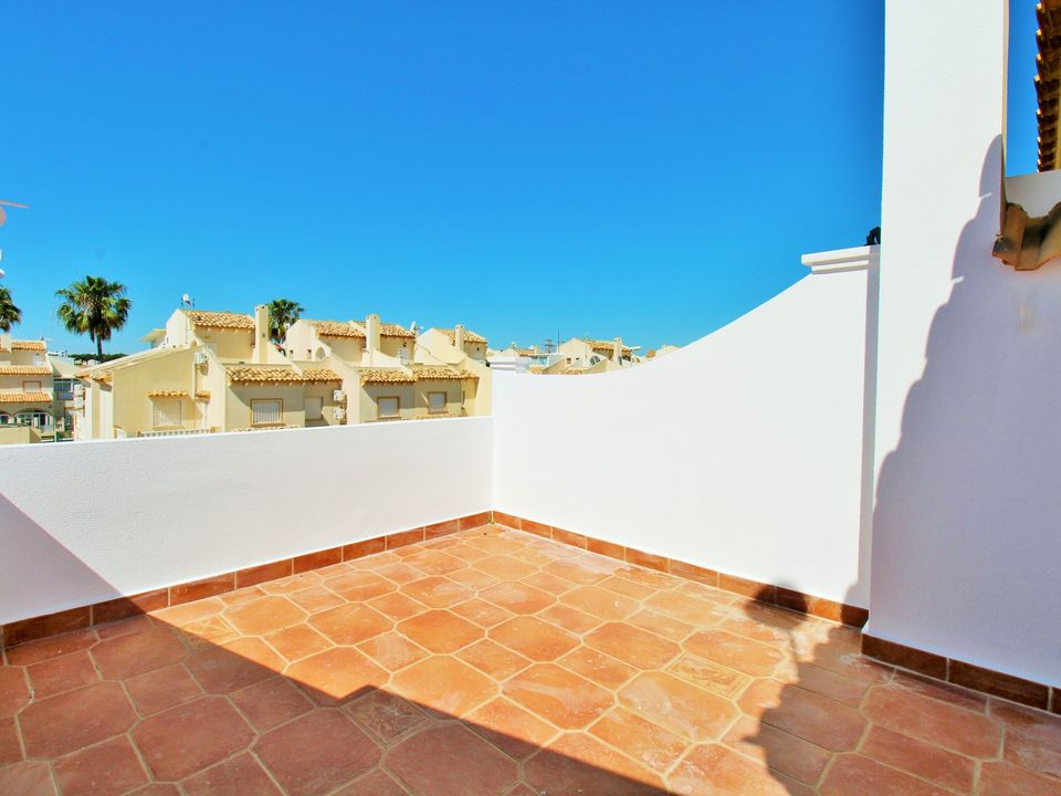 Byhus i Playa Flamenca, Alicante - foto 3