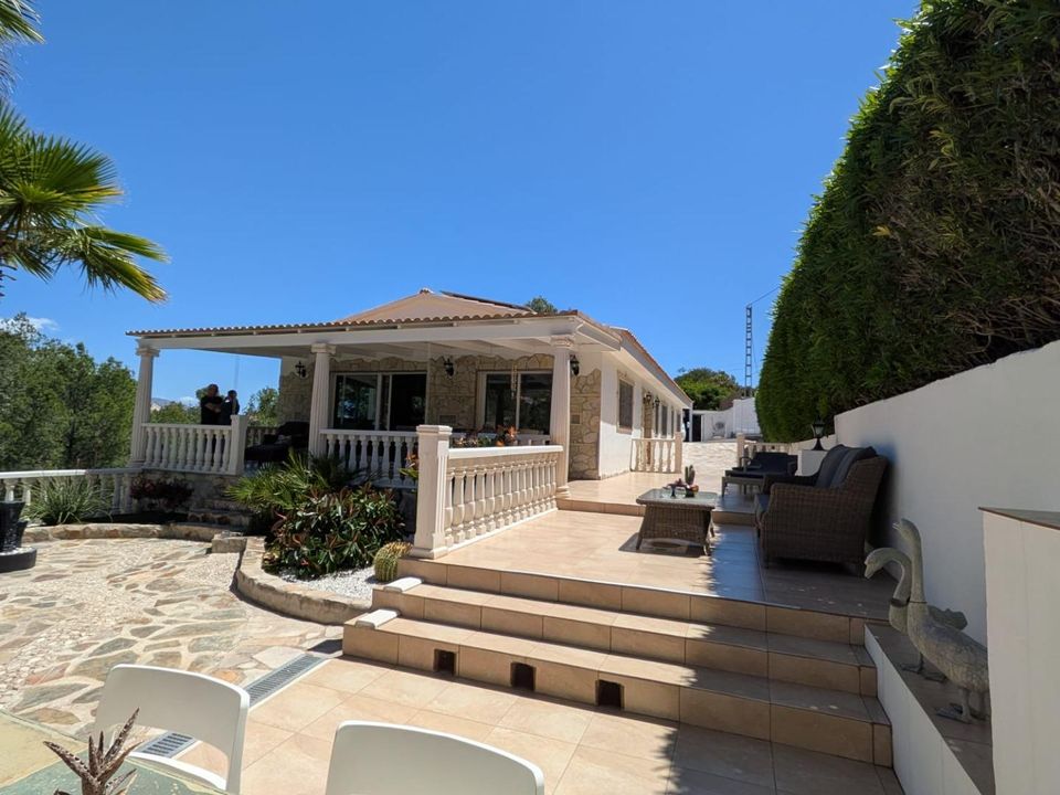 Villa i La Nucia, Alicante - foto 1