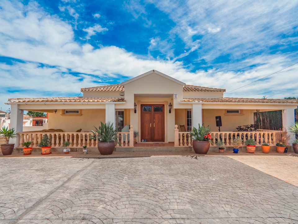 Villa i Heredades, Alicante - foto 1