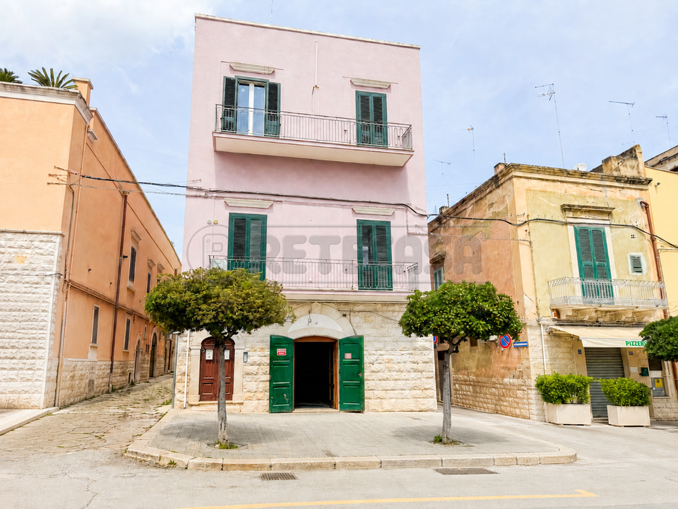 Erhvervsejendom i Bisceglie, Barletta-Andria-Trani - foto 1