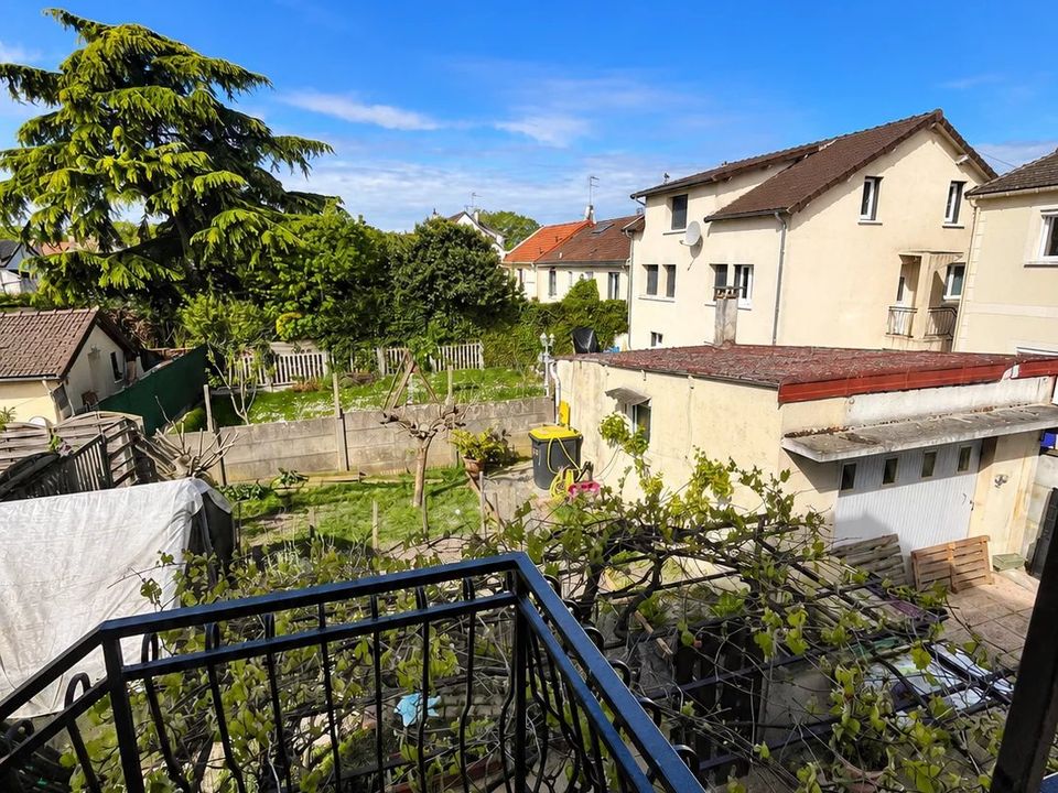 Villa i Sucy-en-Brie, Val-de-Marne - foto 1