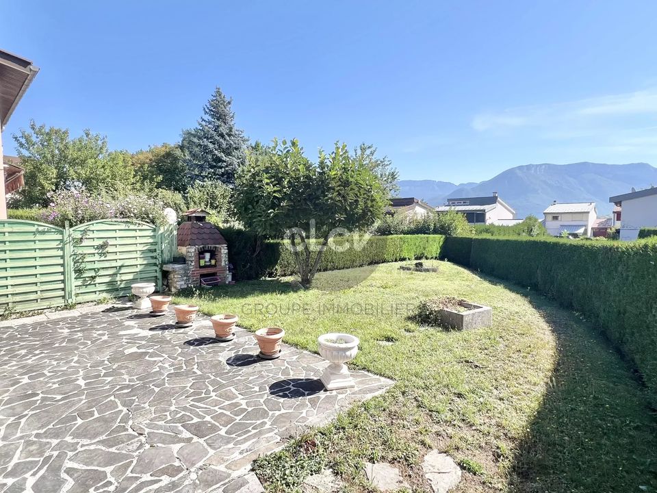 Villa i Seynod, Haute-Savoie - bilde 1