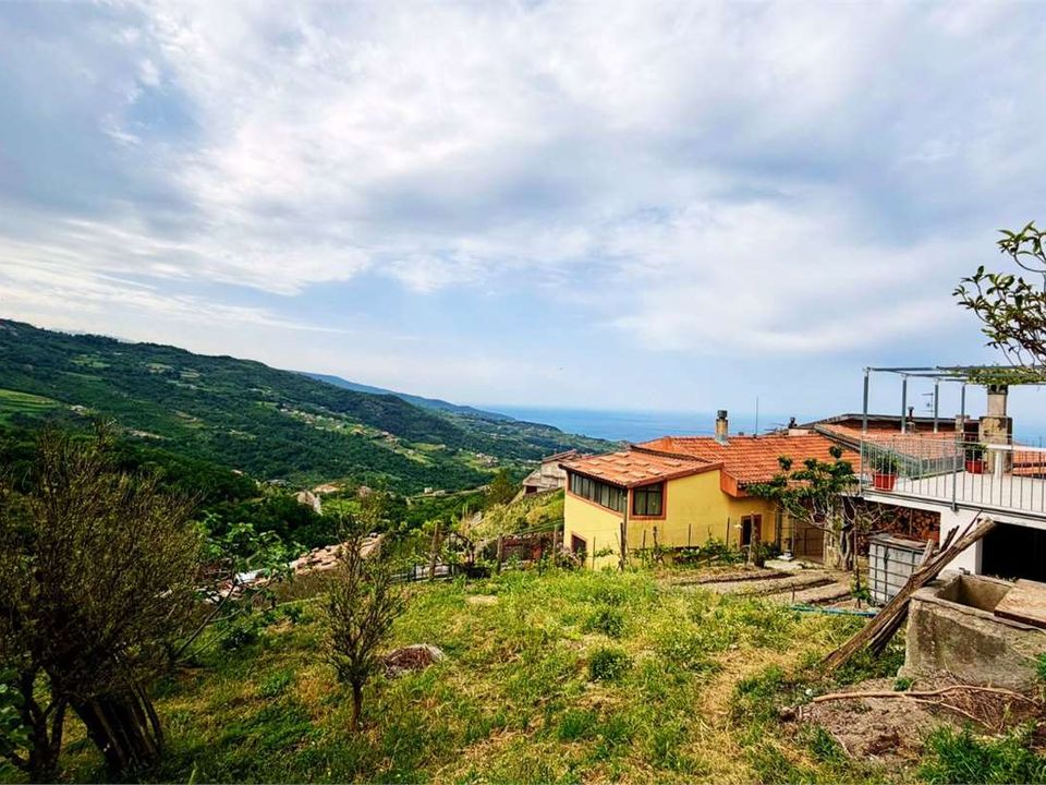Helårsgrund i Belvedere Marittimo, Cosenza - foto 1