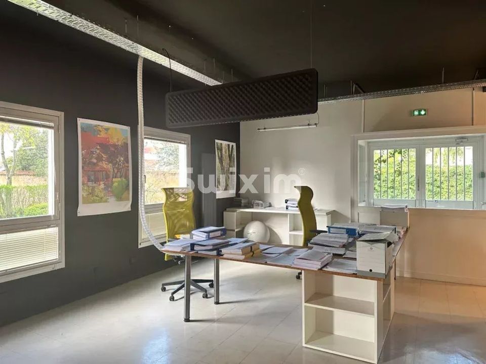 L'establiment comercial a Bourg-en-Bresse, Ain - foto 1