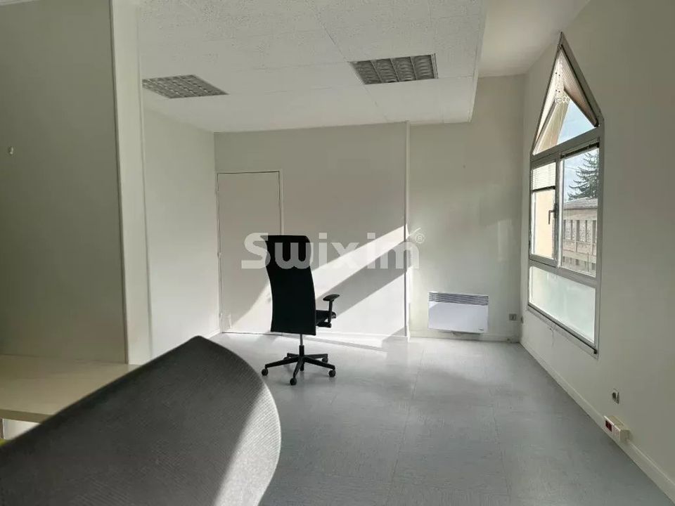 L'establiment comercial a Bourg-en-Bresse, Ain - foto 3