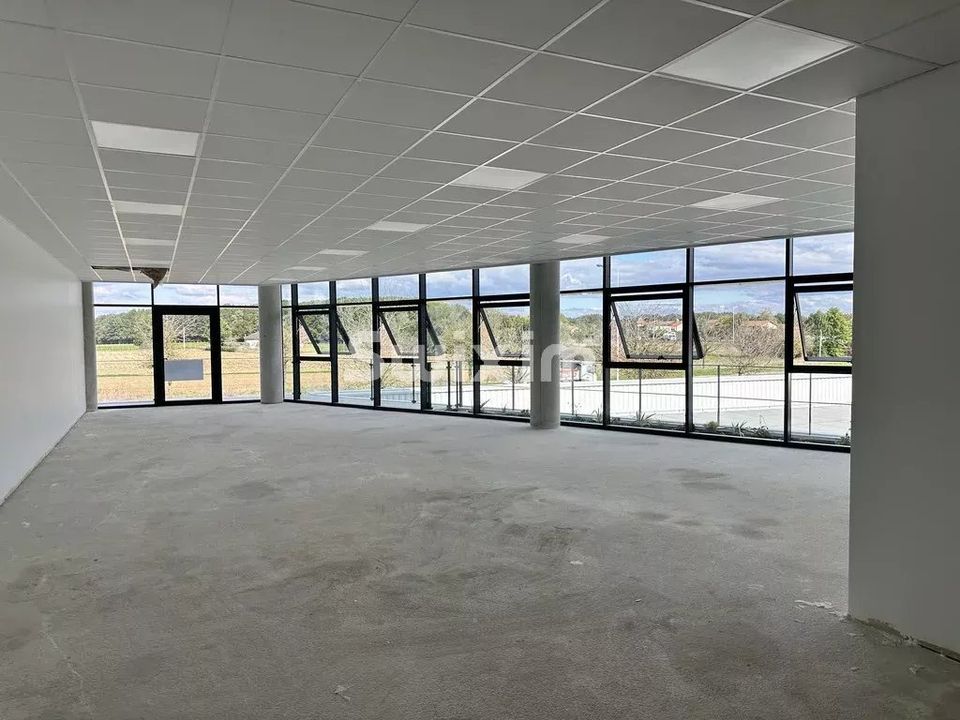 L'establiment comercial a Bourg-en-Bresse, Ain - foto 1