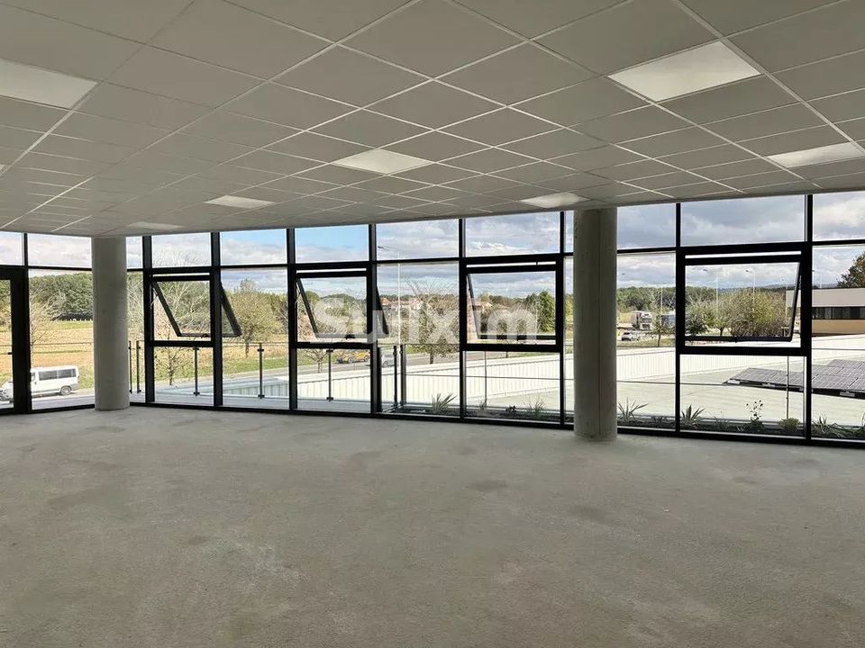 L'establiment comercial a Bourg-en-Bresse, Ain - foto 3