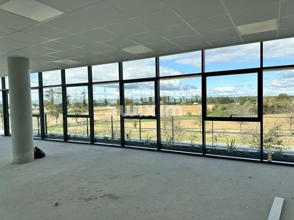 L'establiment comercial a Bourg-en-Bresse, Ain - foto 4