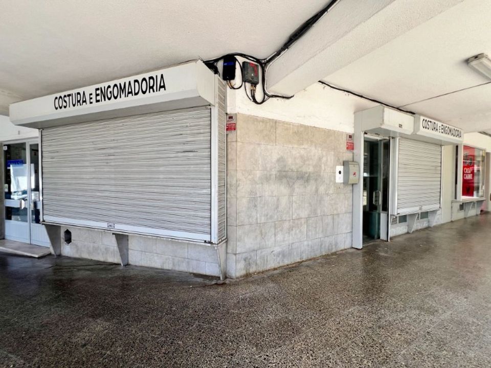 Erhvervsejendom i Alges, Lisbon - foto 2