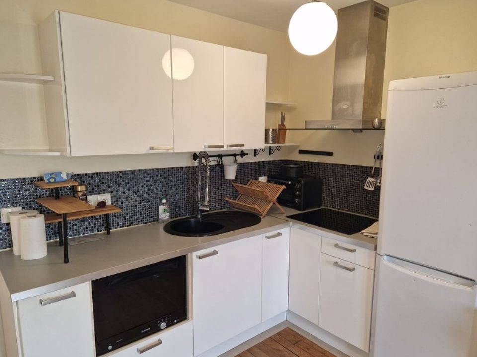 Apartment in Issy-les-Moulineaux, Hauts-de-Seine - photo 2
