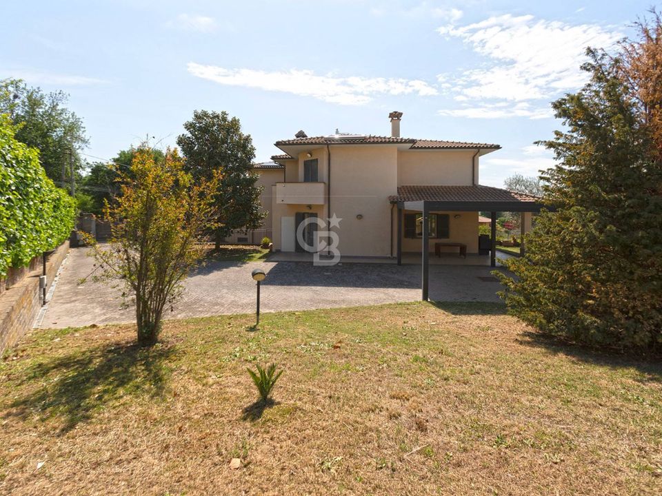 Villa in Vetralla, Viterbo - foto 1