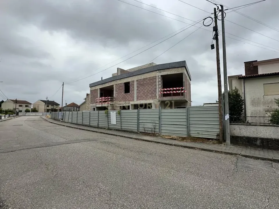 Helårsgrund i Aveiro, Aveiro - foto 1