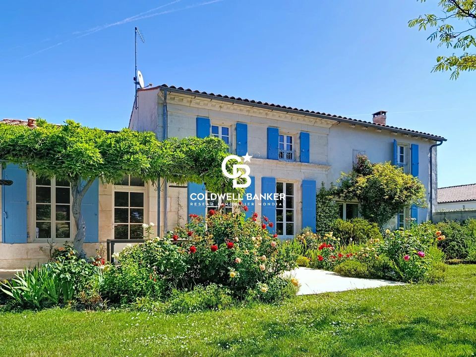 Villa i Fontcouverte, Charente-Maritime - foto 1