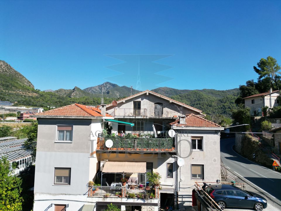 Lejlighed i Ventimiglia, Imperia - foto 1