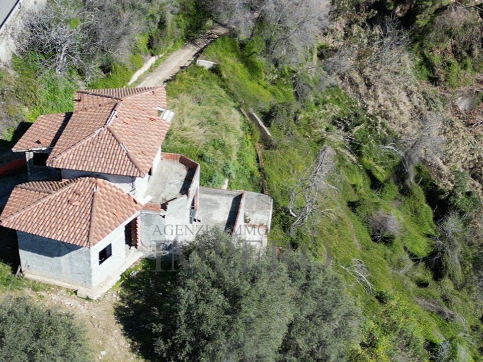 Villa a Ventimiglia, Imperia - foto 4