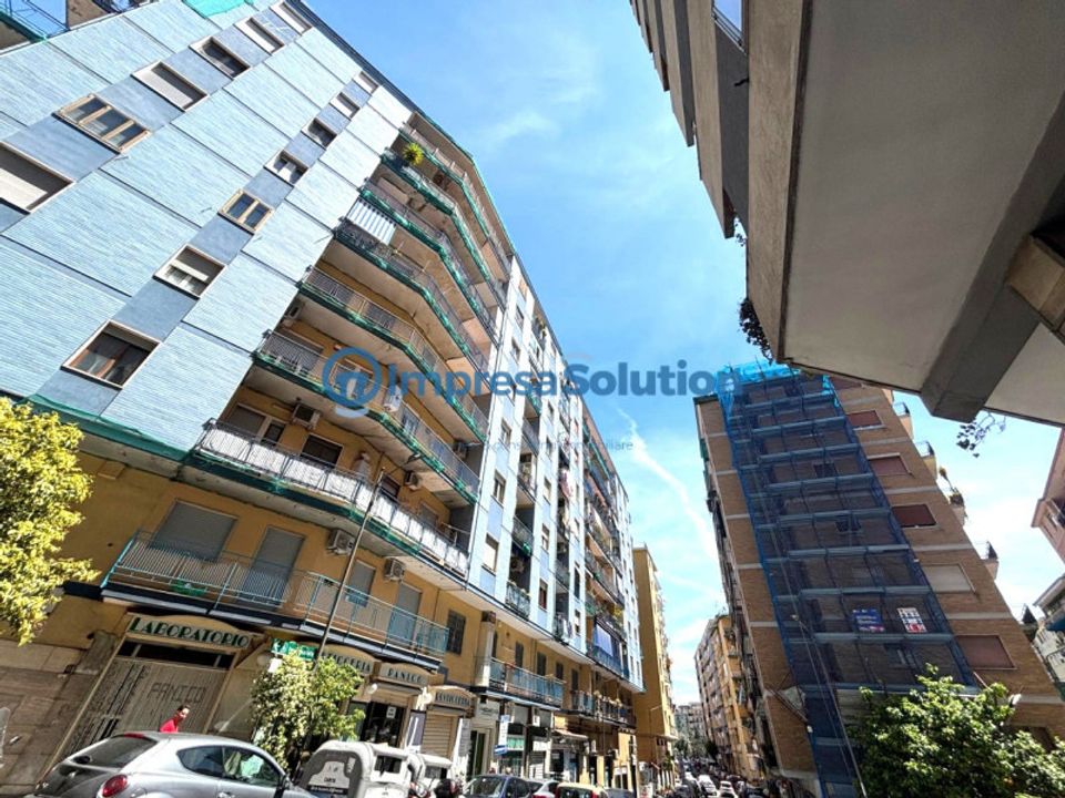 Erhvervsejendom i Naples, Naples - foto 4