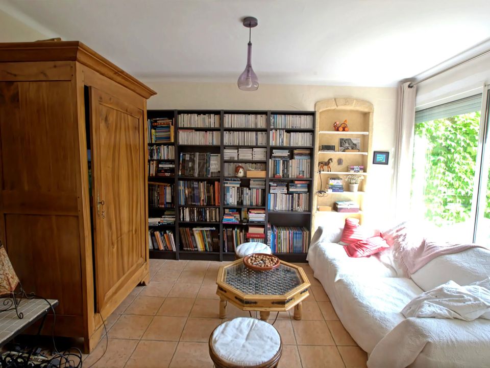 Casa de poble a Le Puy-Sainte-Reparade, Bouches-du-Rhone - foto 4