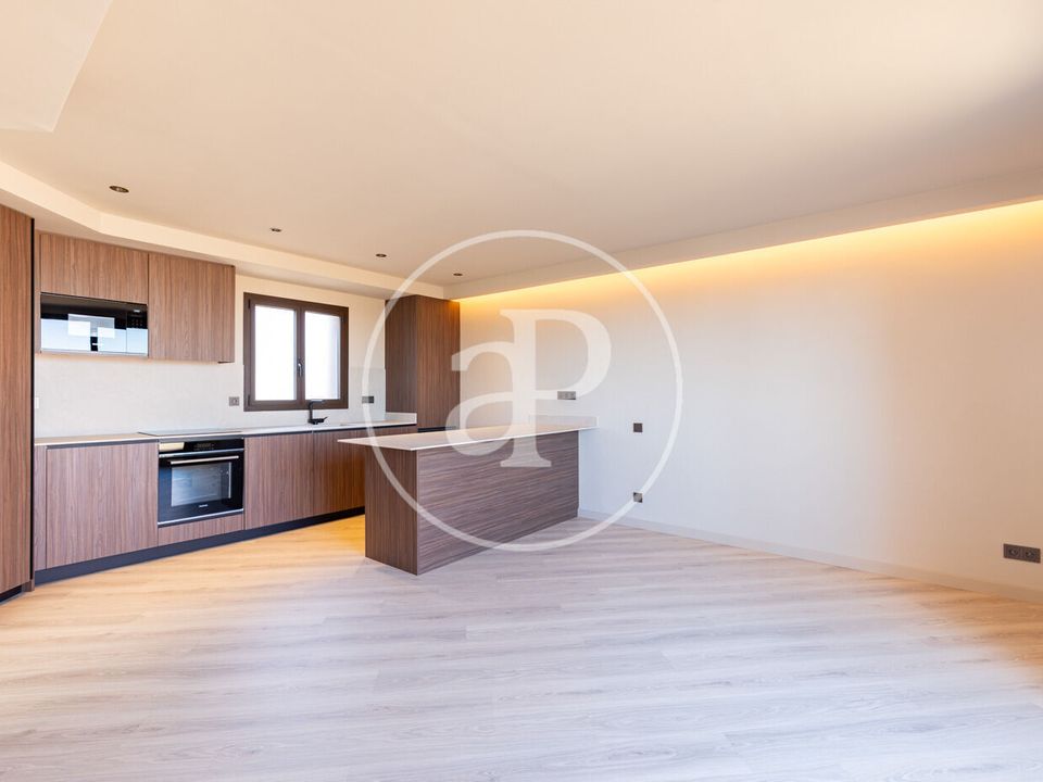 Penthouse - Barcelona, Barcelona - photo 1