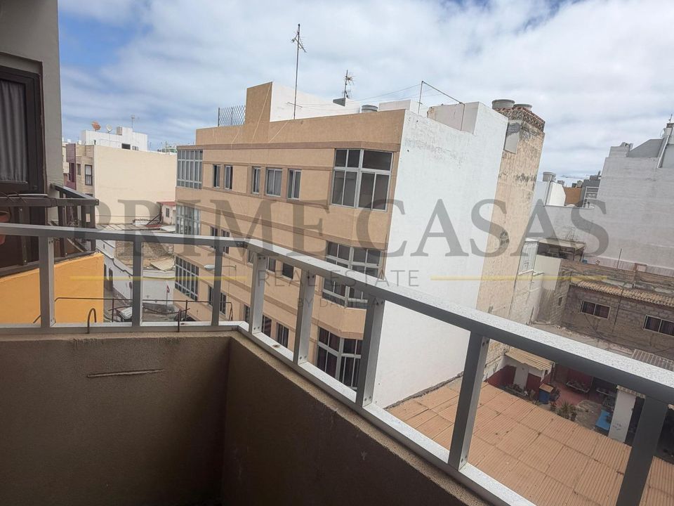 Penthouse in Las Palmas De Gran Canaria, Gran Canaria - photo 4