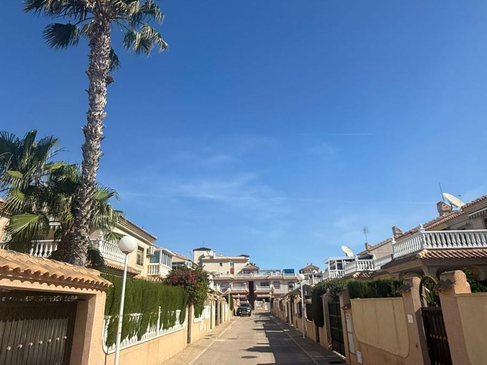 Villa i Playa Flamenca, Alicante - foto 2