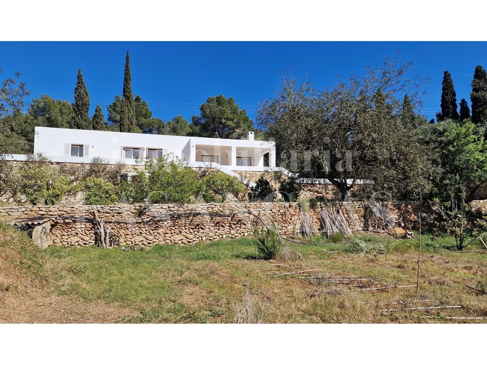 Landejendom i Santa Eulalia Del Rio, Ibiza - foto 1