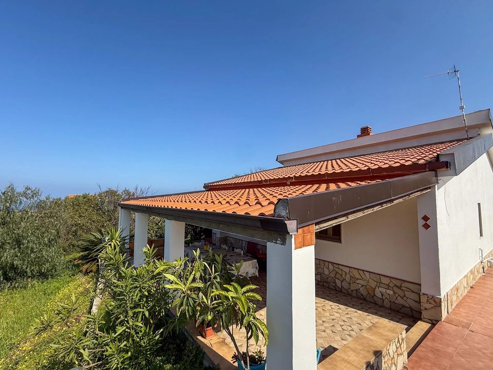 Villa i Campofelice di Roccella, Palermo - bilde 1