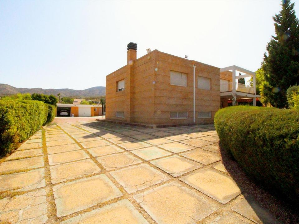 Villa i Petrer, Alicante - foto 3