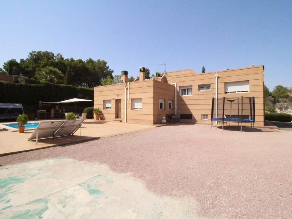 Villa i Petrer, Alicante - foto 4