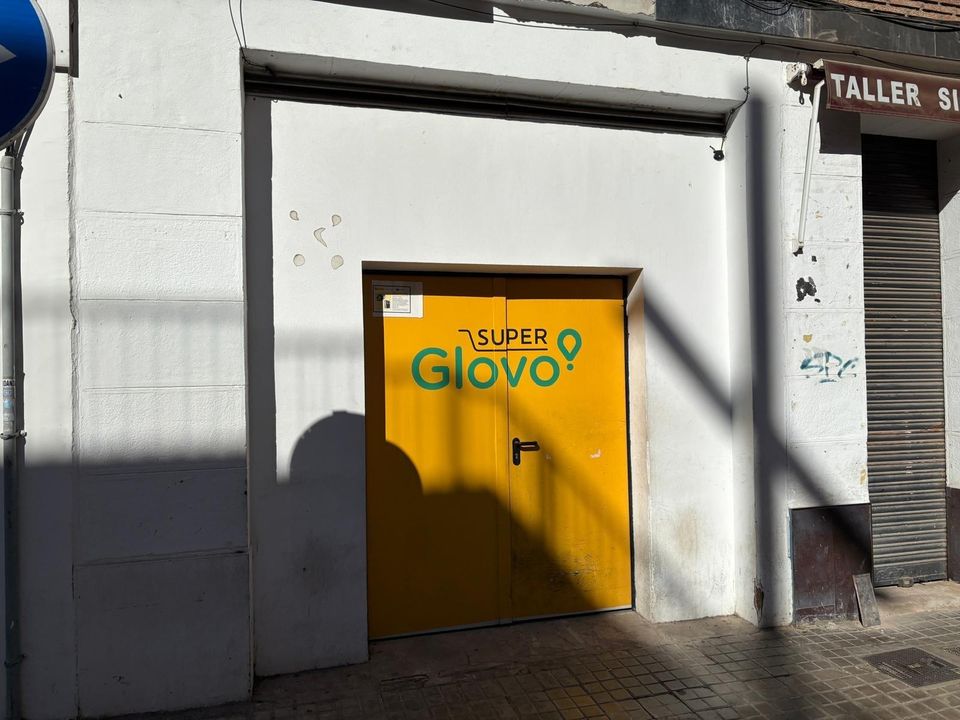 Erhvervsejendom i Valencia, Valencia - foto 1